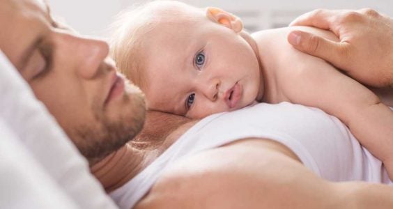 Otcovský inštinkt a baby blues u mužov