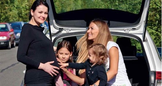 Budúce mamičky a bezpečnostné pásy – ako bezpečne šoférovať