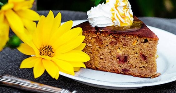 Koláč z tekvice hokkaido s datľami