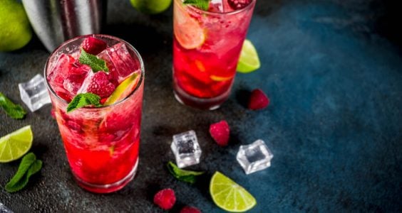 Domáca malinová limonáda s mätou