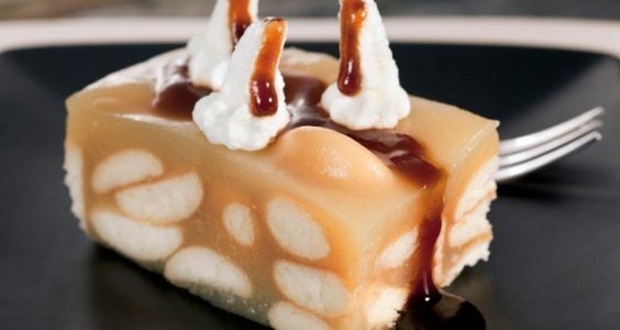 Nepečená jablková torta