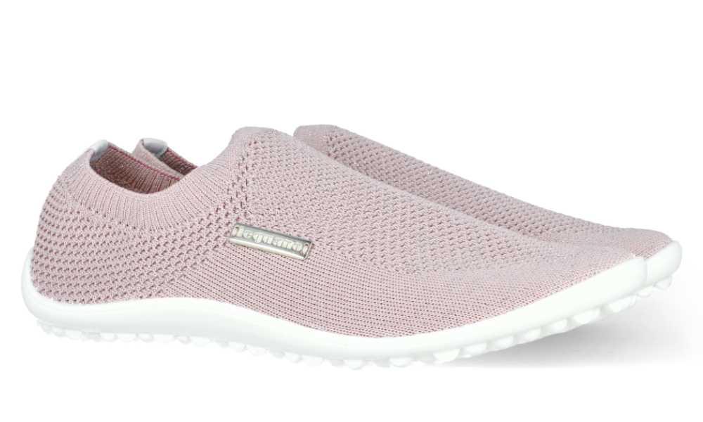 Hľadáte svoje prvé barefoot topánky? Poradíme vám, ako si zmerať nohu a na čo dbať pri výbere  