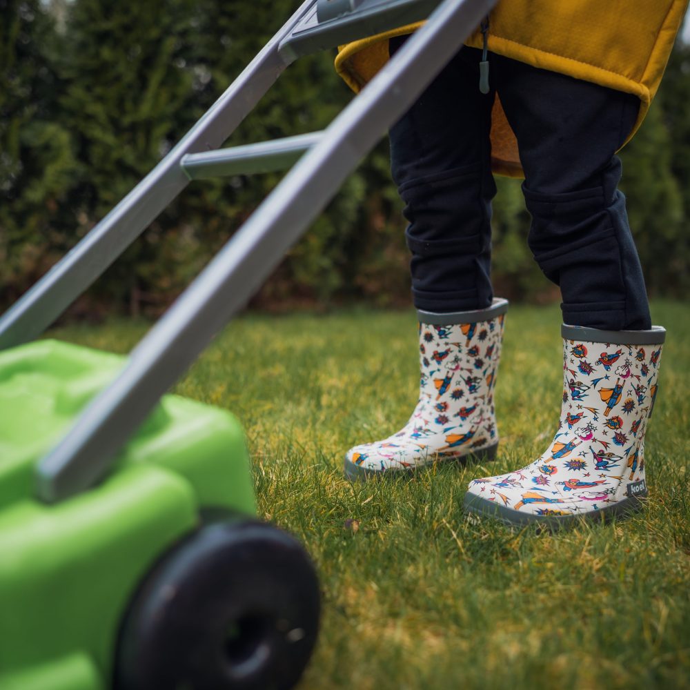 Hľadáte svoje prvé barefoot topánky? Poradíme vám, ako si zmerať nohu a na čo dbať pri výbere 